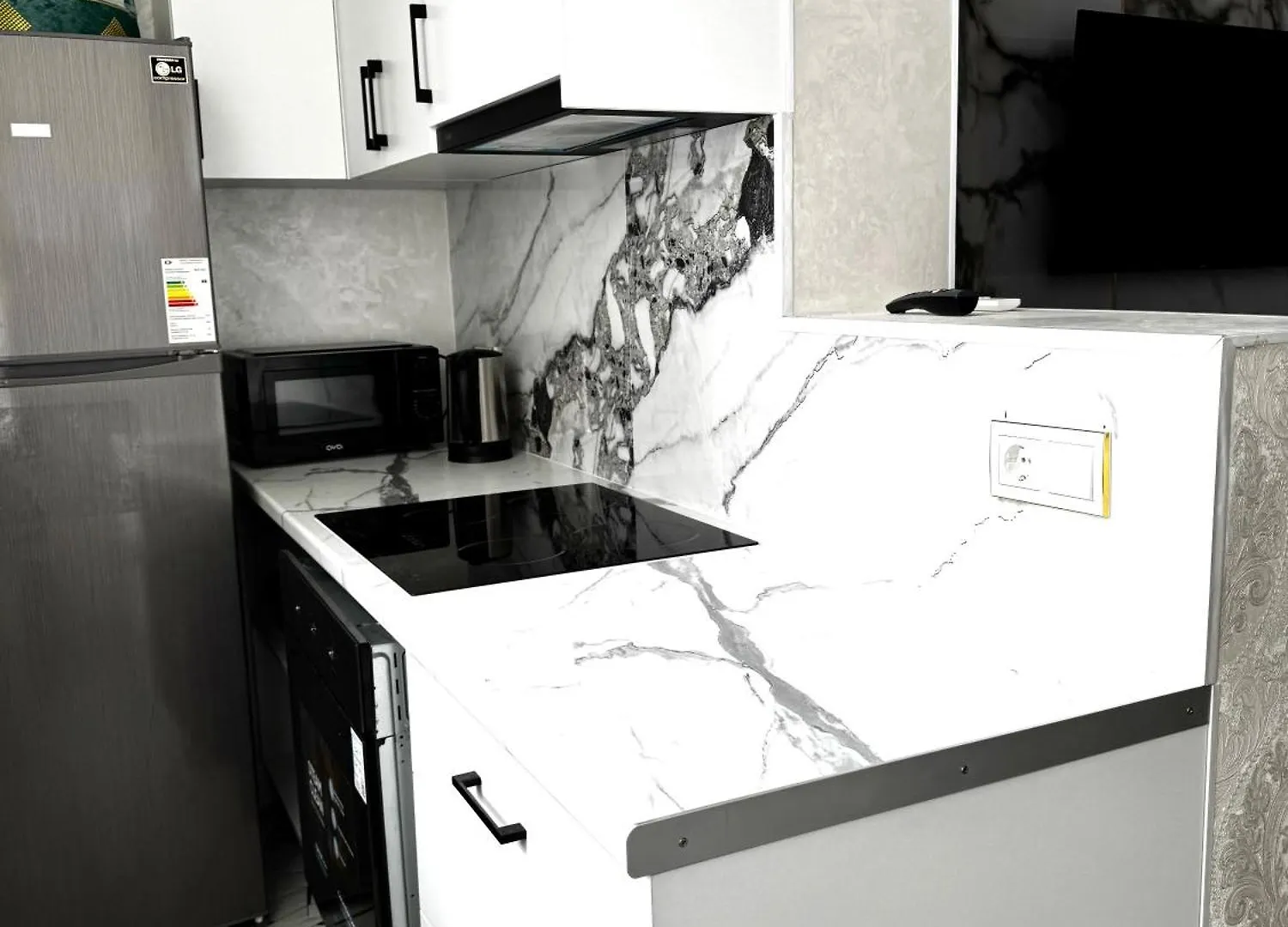 Residential Complex Comfort City 2 Room Almaty 0*,